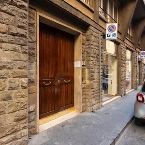 ponte-vecchio-living.it-tuscanyhotel.com/